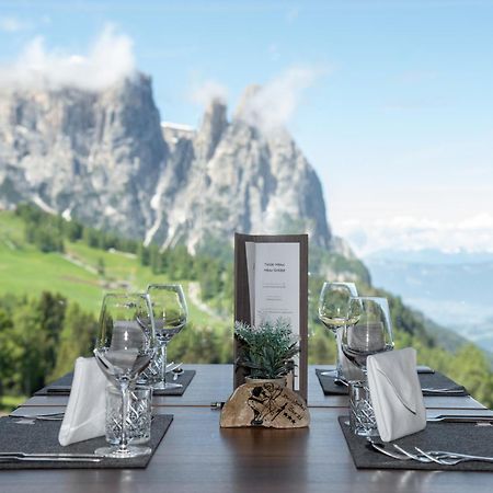 Berghotel Zorzi Seiser Alm Exteriör bild